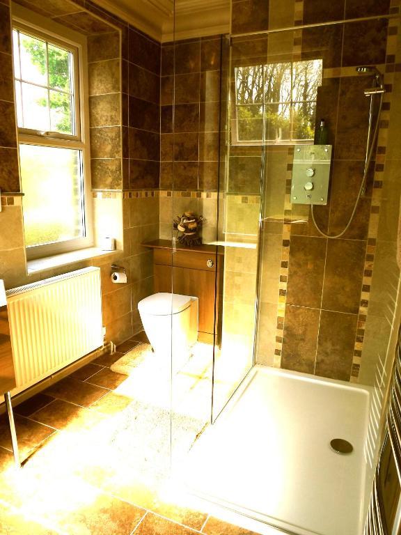 Broadway House Bed and Breakfast Laugharne Exteriör bild